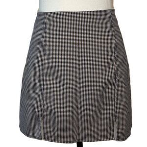 Urban Outfitters Mini Skirt | Houndstooth Tan & Black | Large